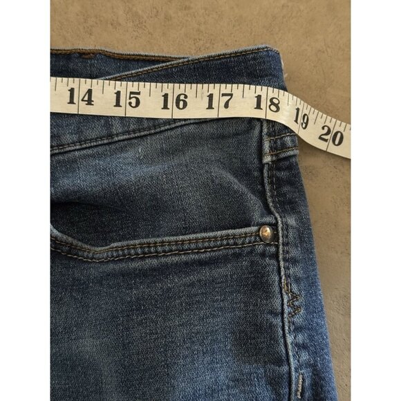 Wrangler Men’s Jeans Size 38x30 Classic Fit Stretch Denim Blue Straight Leg - Picture 7 of 10